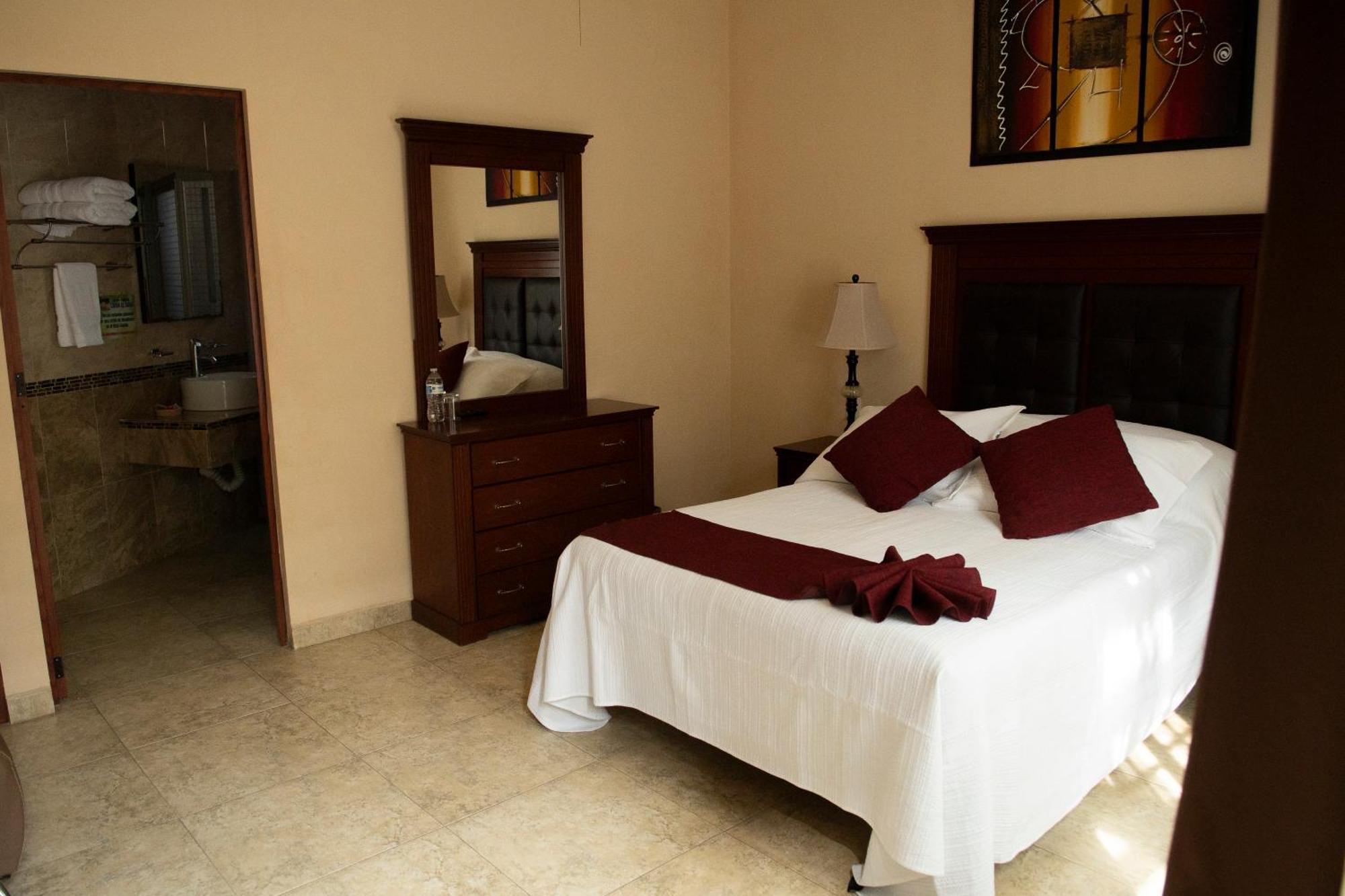 Hotel Villa Bernal